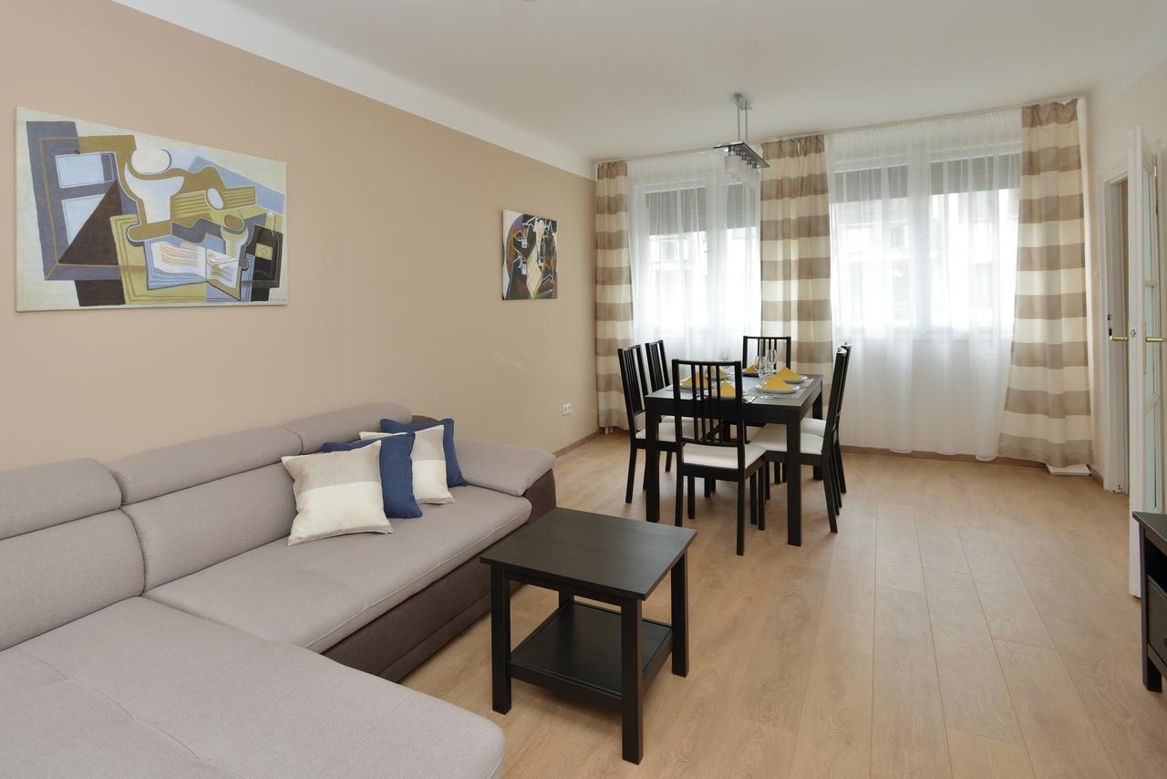 Deak Apartment Budapest Eksteriør bilde